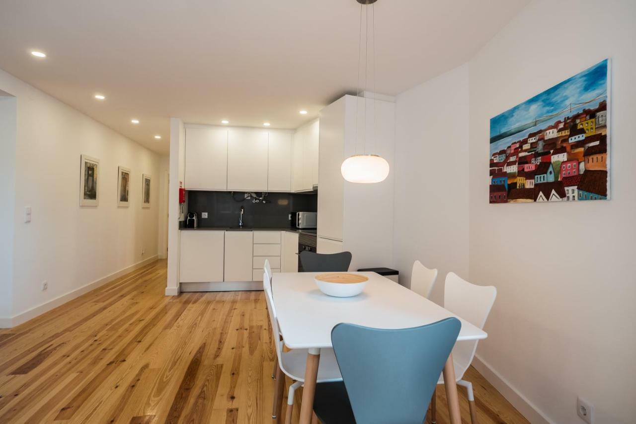 Sunshine House - Exclusive Apartment - Home By The Castle Lisboa Exteriör bild