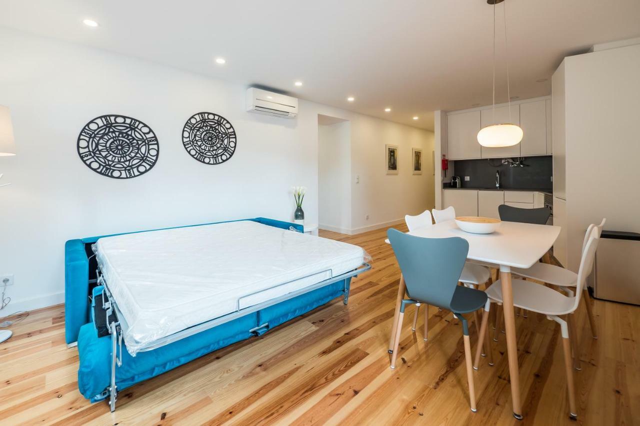 Sunshine House - Exclusive Apartment - Home By The Castle Lisboa Exteriör bild