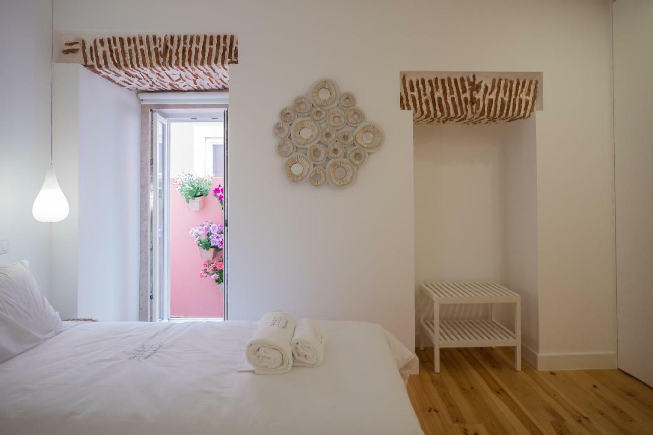 Sunshine House - Exclusive Apartment - Home By The Castle Lisboa Exteriör bild
