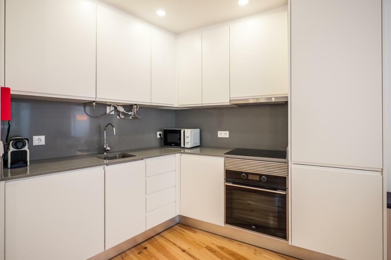 Sunshine House - Exclusive Apartment - Home By The Castle Lisboa Exteriör bild
